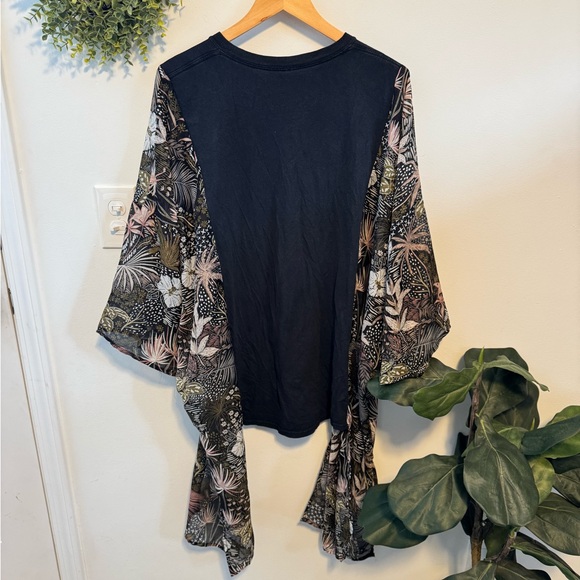 Custom Johnny Cash Graphic Tee with Floral Kimono Batwing Sleeves - Picture 4 of 4